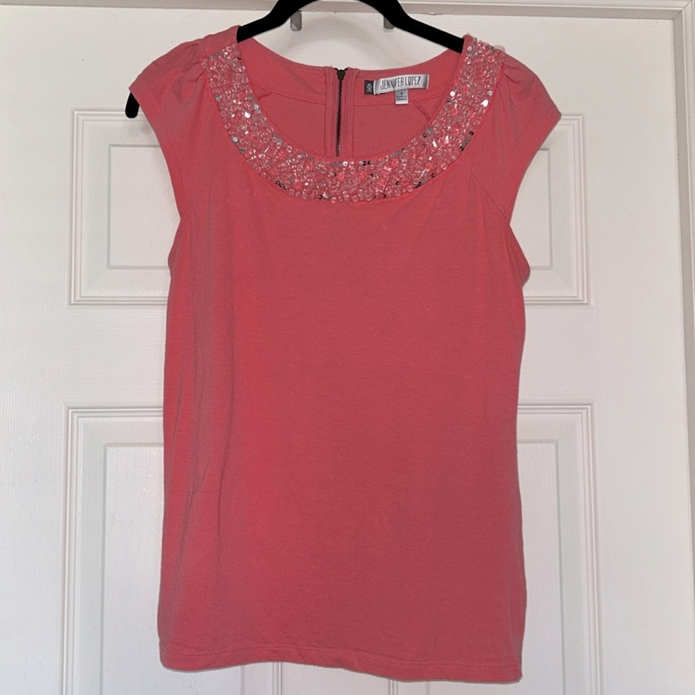 Size small short sleeve top